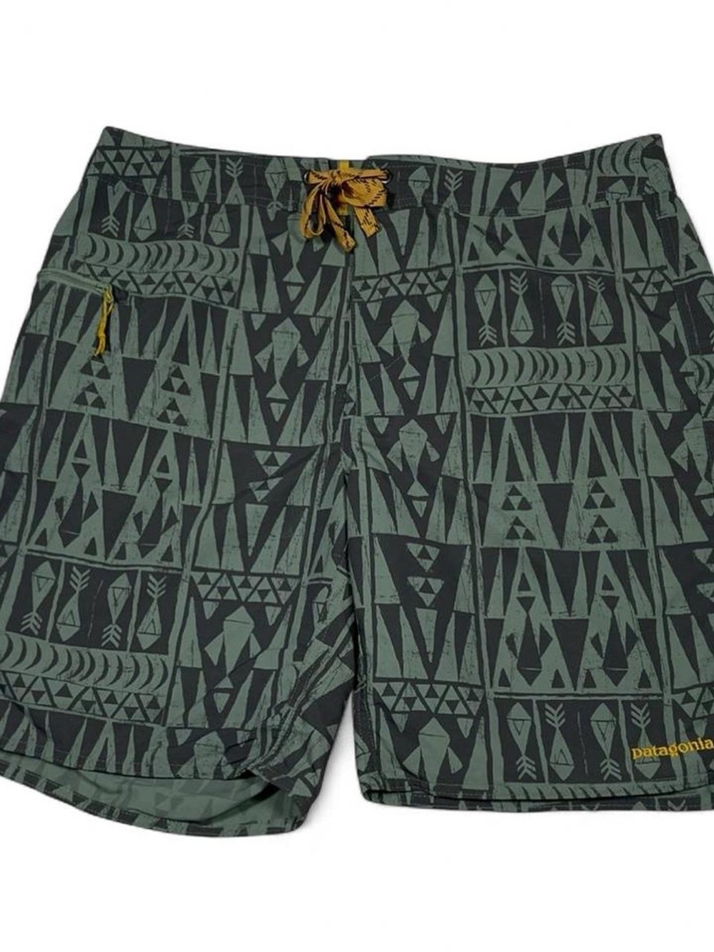 Patagonia Wavefarer Board Shorts Hemlock Green Swimwear Size W34 L8 Trunks Beach - Picture 2 of 10